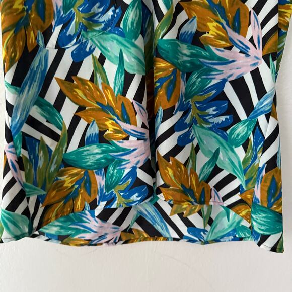 Show Me Your Mumu size M floral tank top - Picture 4 of 9